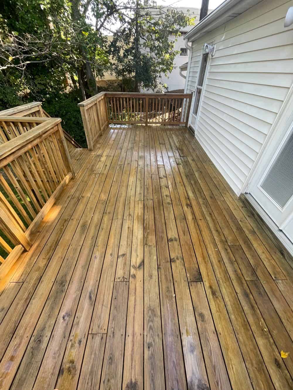 Deck Cleaning & Staining image