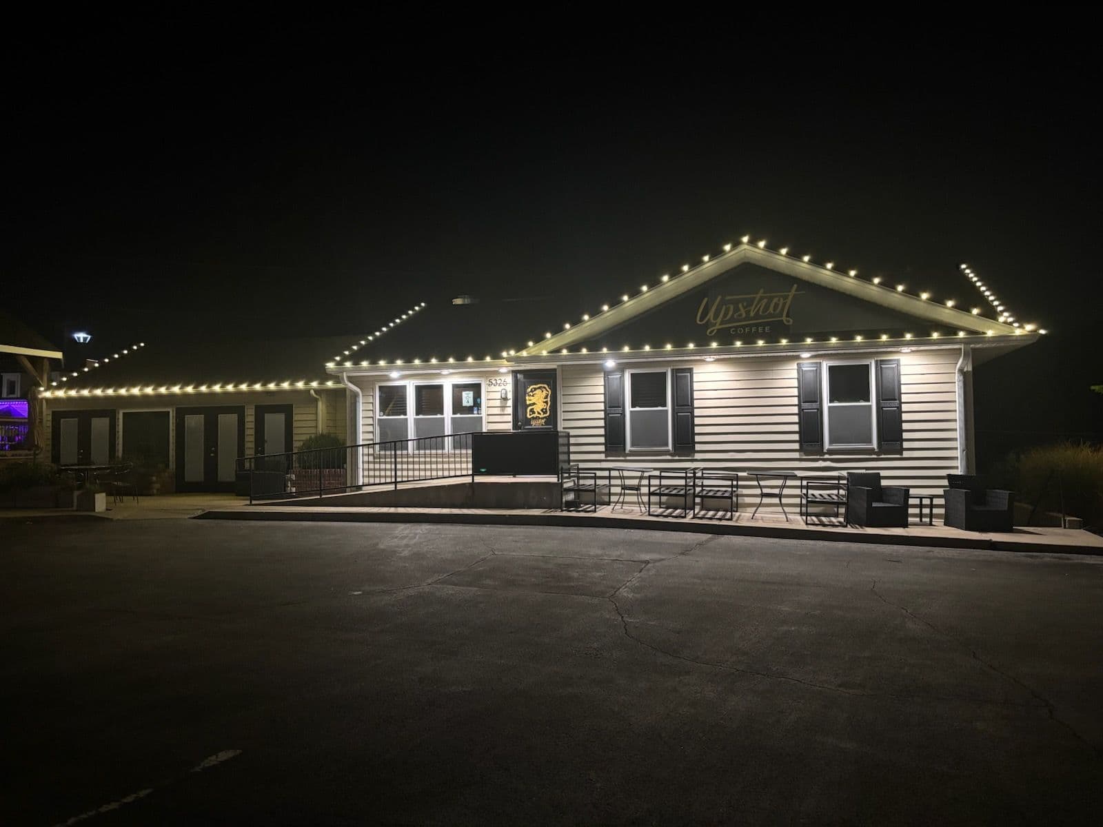 Gallery photos for Holiday Lights Installation at Upshot Coffee in Cottleville, Missouri: Image #1